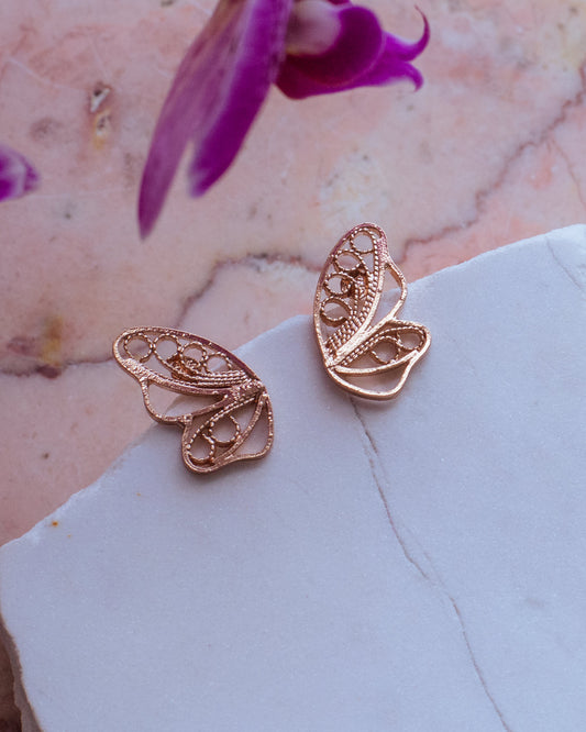 Aretes Topos Mini Media Mariposa en Filigrana
