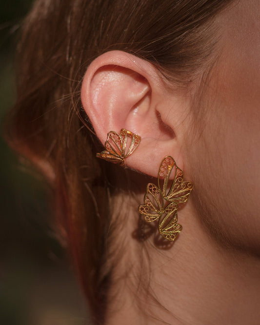 Aretes Mini Percha Mariposa Alada en Filigrana