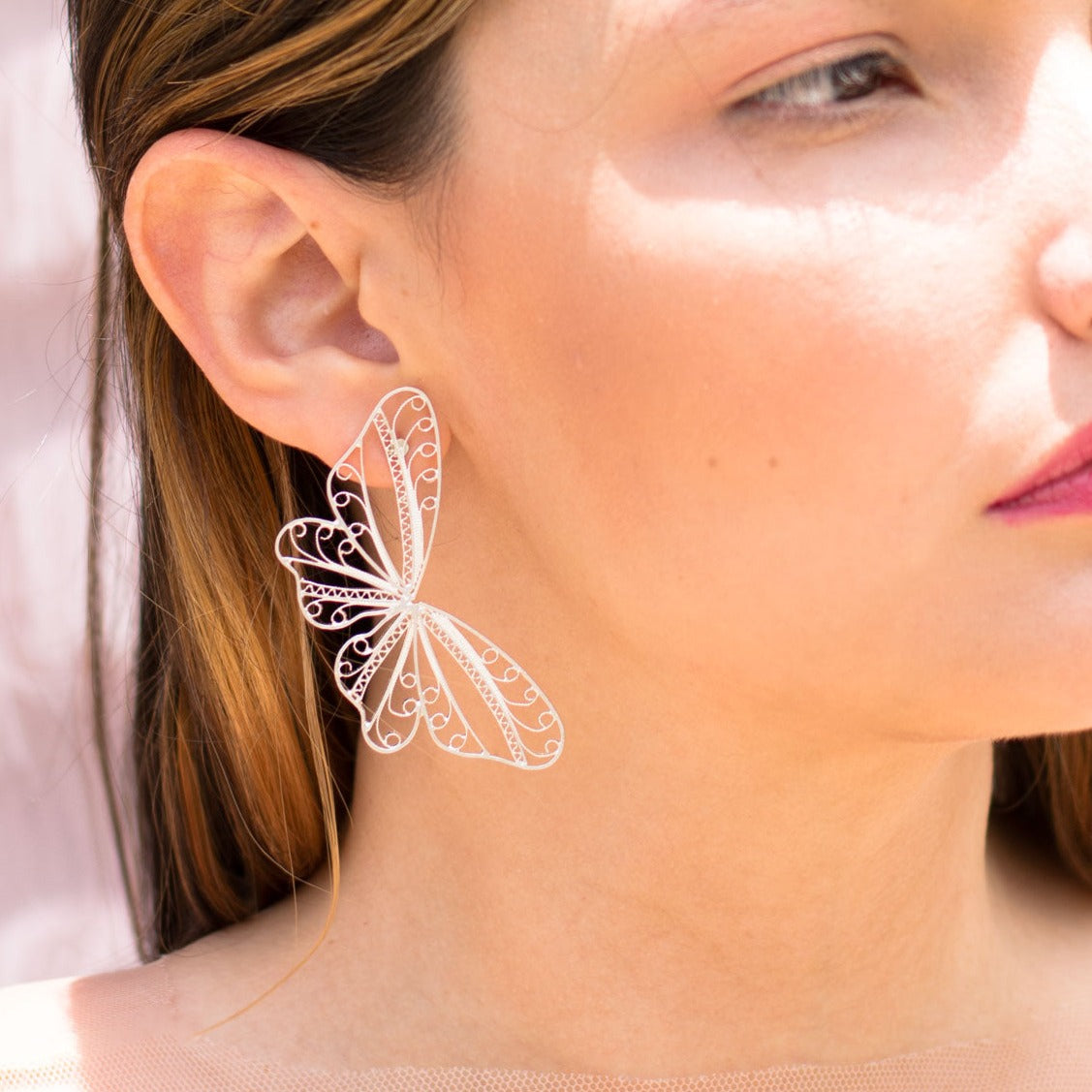 Aretes Mariposa Alada Grande en Filigrana: elaborados en plata 9.70