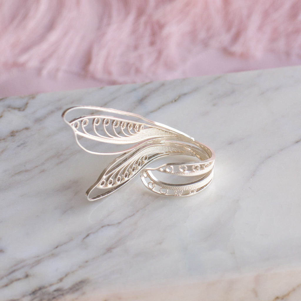 Anillo Viento de Mariposa en Filigrana