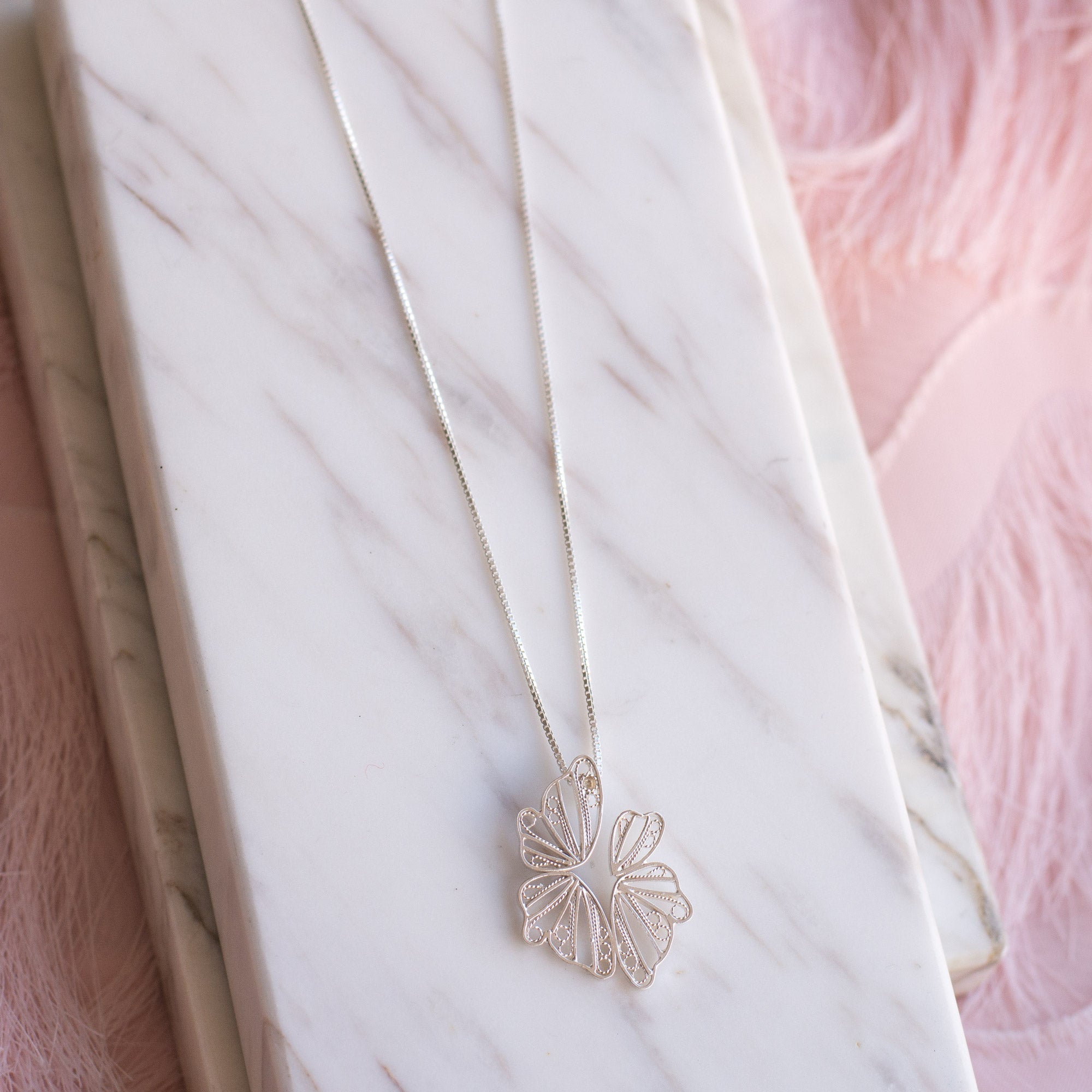 Gargantilla Alas de Mariposa en Filigrana