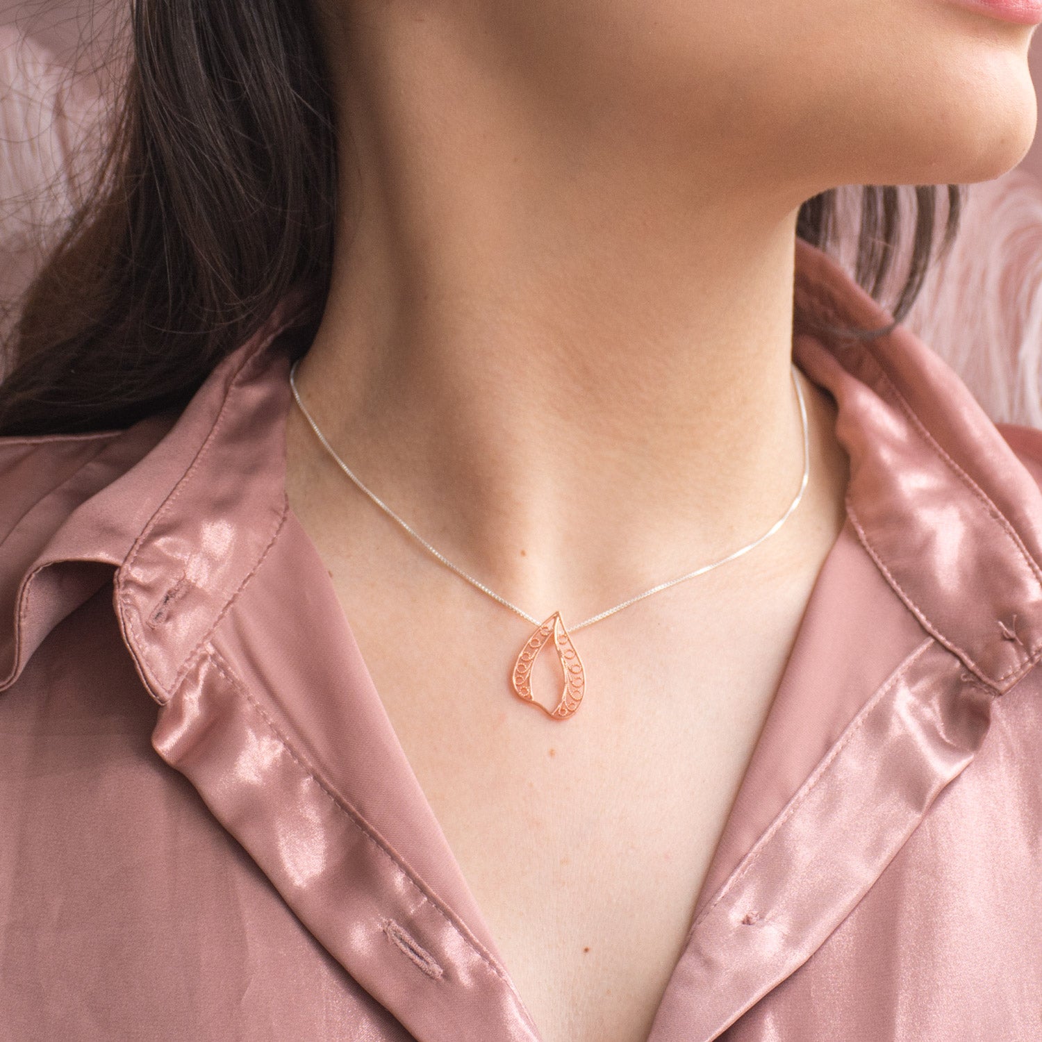 Gargantilla Petalo de Mariposa en Filigrana