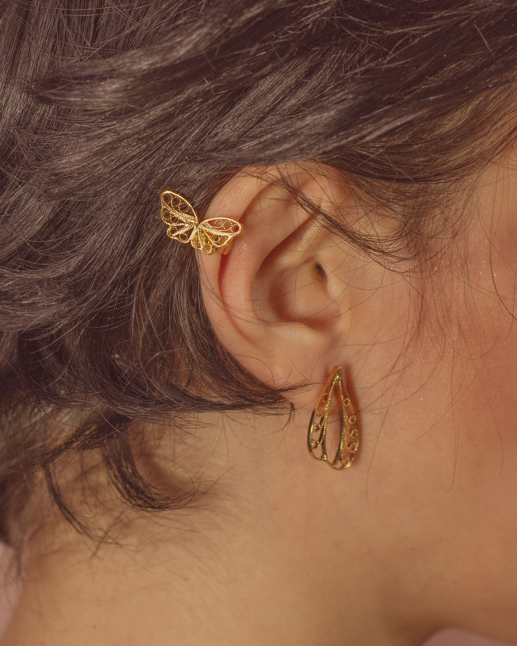 Aretes Topo Petalo de Mariposa en Filigrana