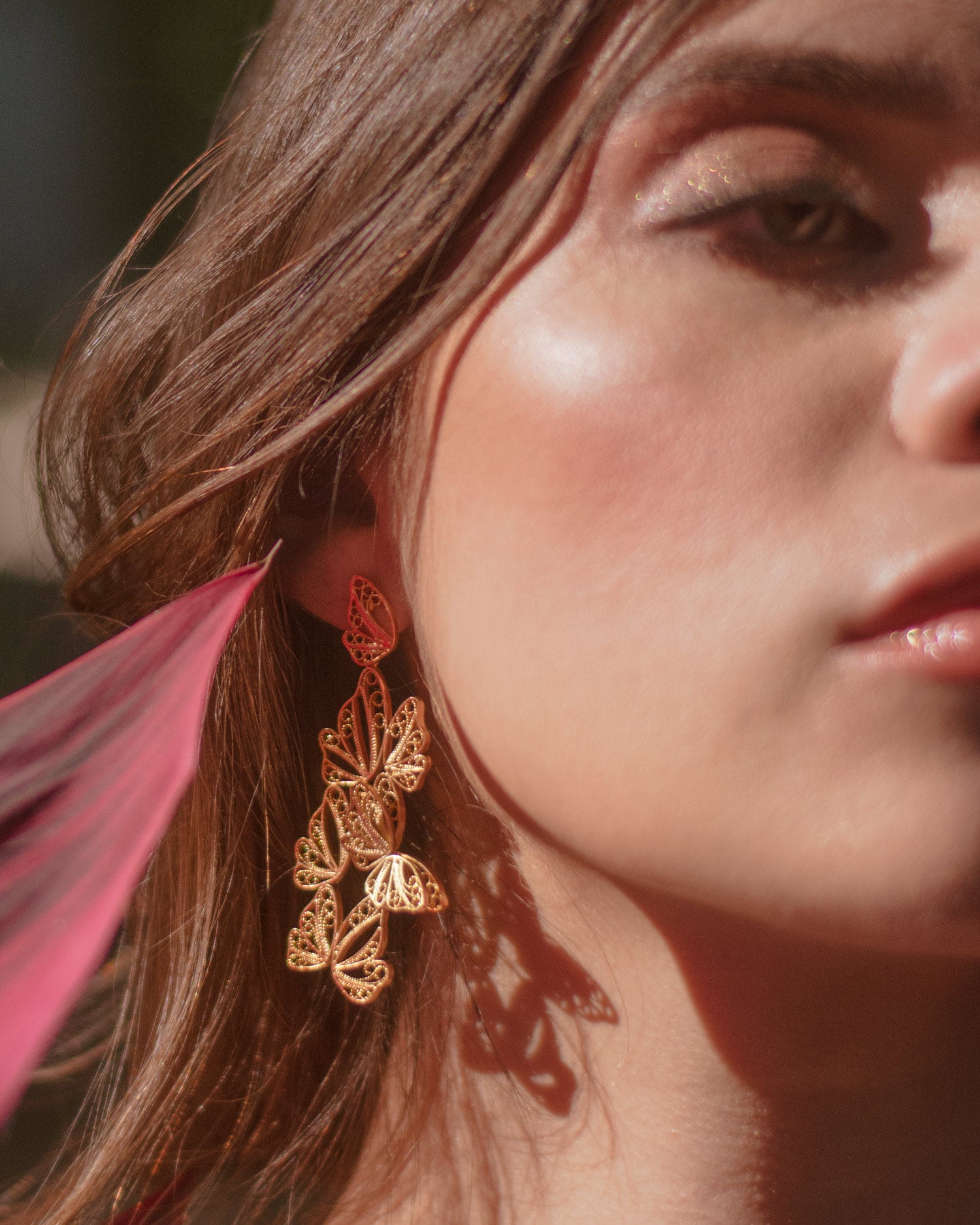 Pendientes Percha de Mariposa Alada en Filigrana