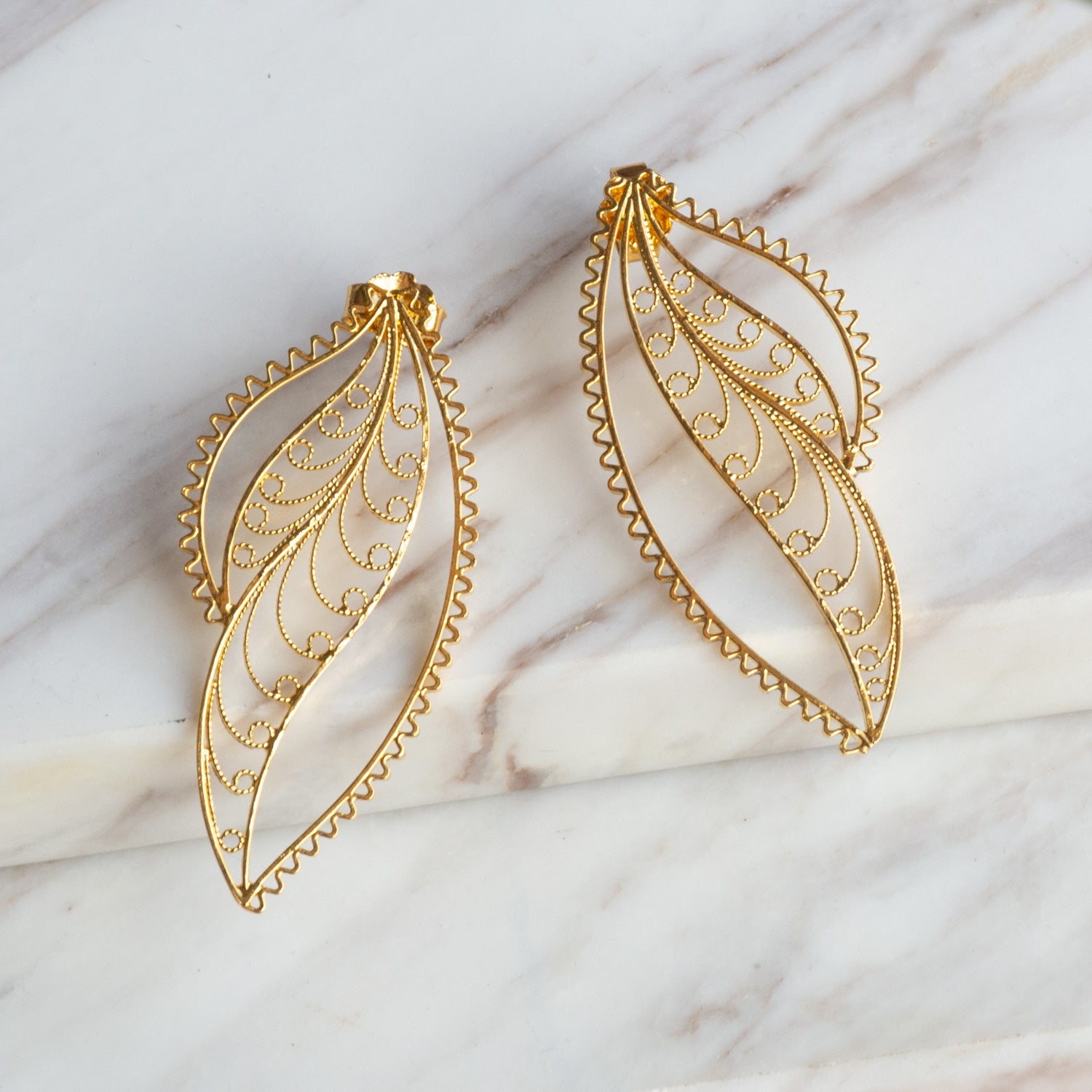 Aretes de Filigrana Momposina en Plata chapados en oro de 24 kilates. Filigree Jewelry #IAMDAILA