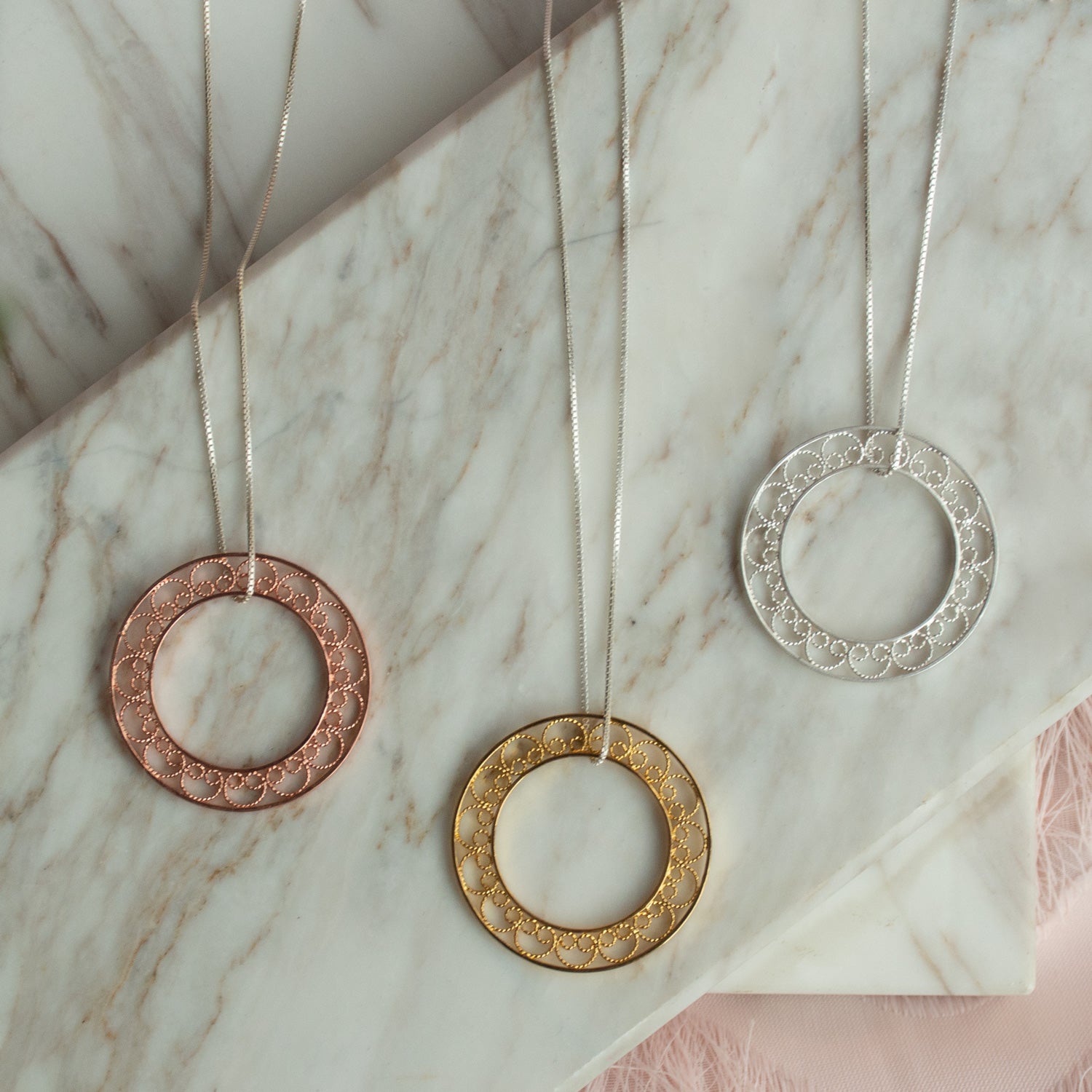 Collar en Filigrana Momposina en Plata chapados en Oro de 24 kilates / Oro Rosa. Filigree Jewelry #IAMDAILA