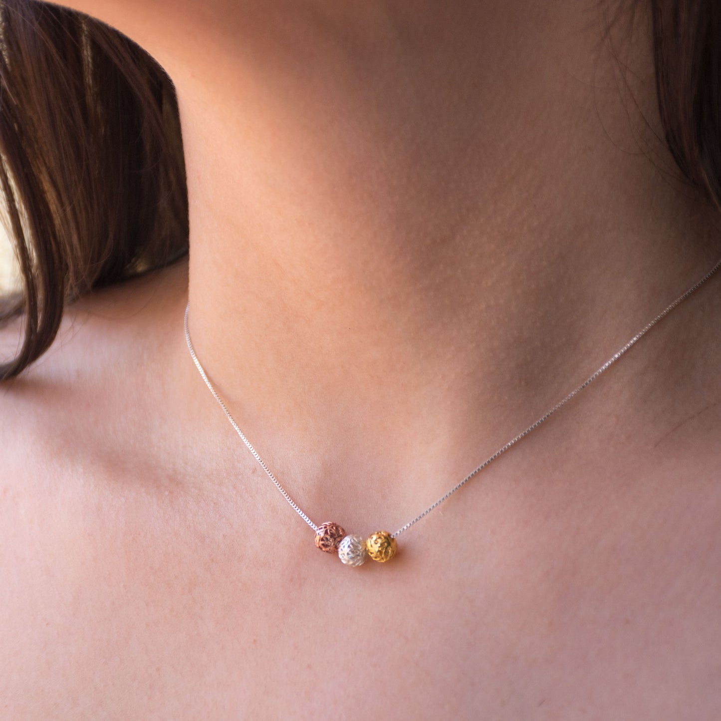 Collar Tres Esferas Mini en Filigrana (Oro-Plata-Rosa)