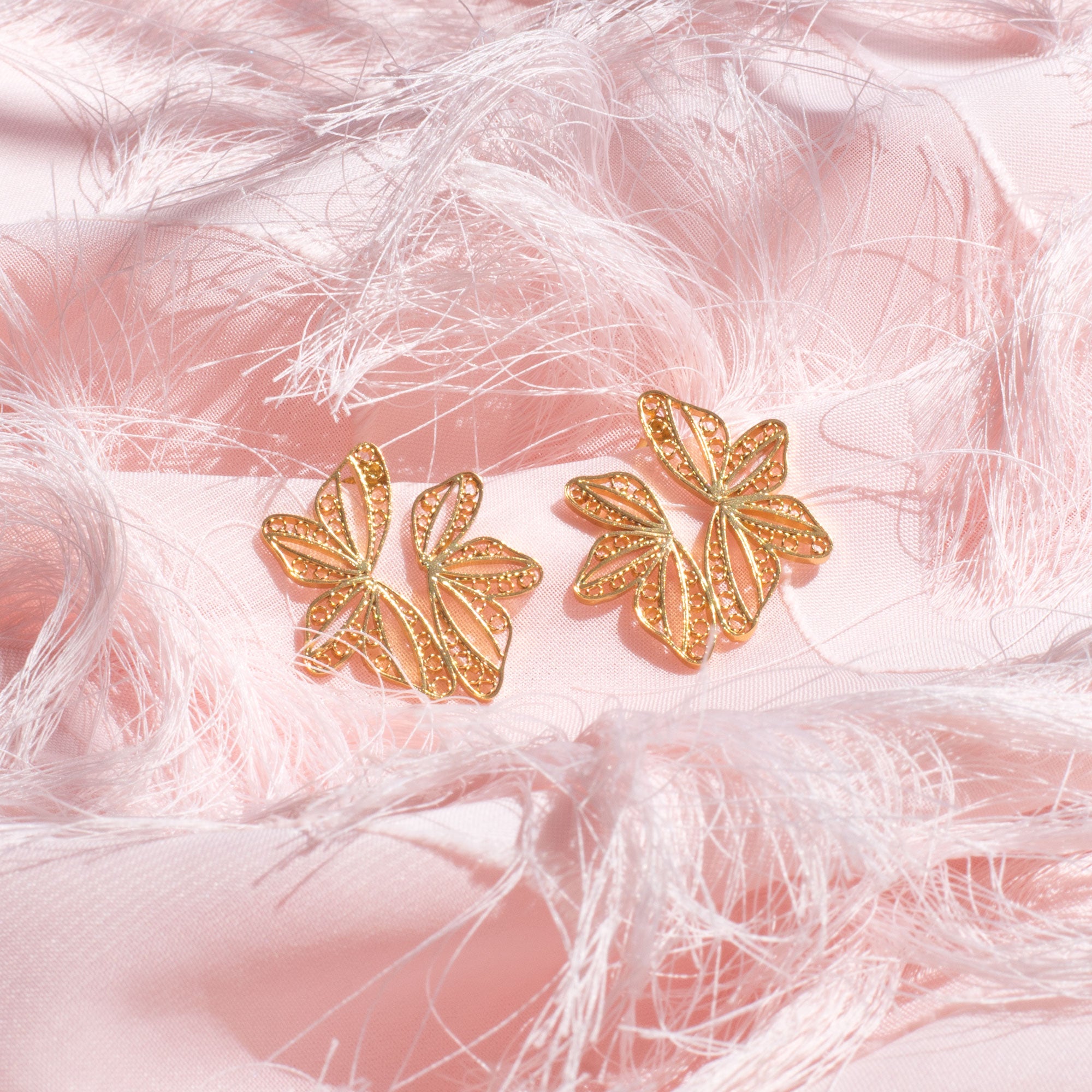 Aretes Alas de Mariposa Mediano en Filigrana