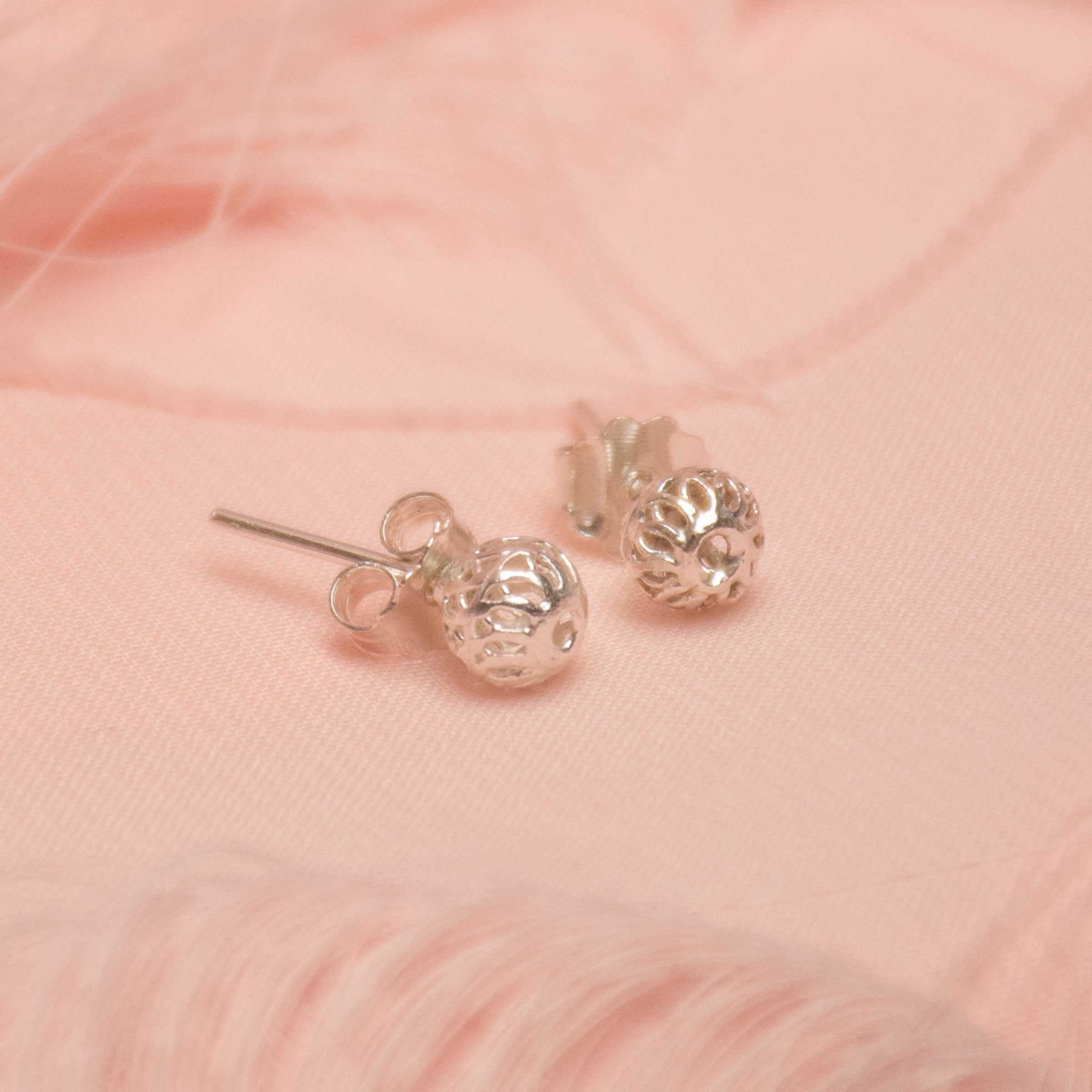 Aretes Esfera Mini en Filigrana